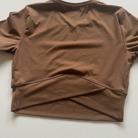 NWT Women's Joy Lab Short Sleeve‎ Cropped Active Top Mocha Size Extra Small (E5) - Picture 5 of 5